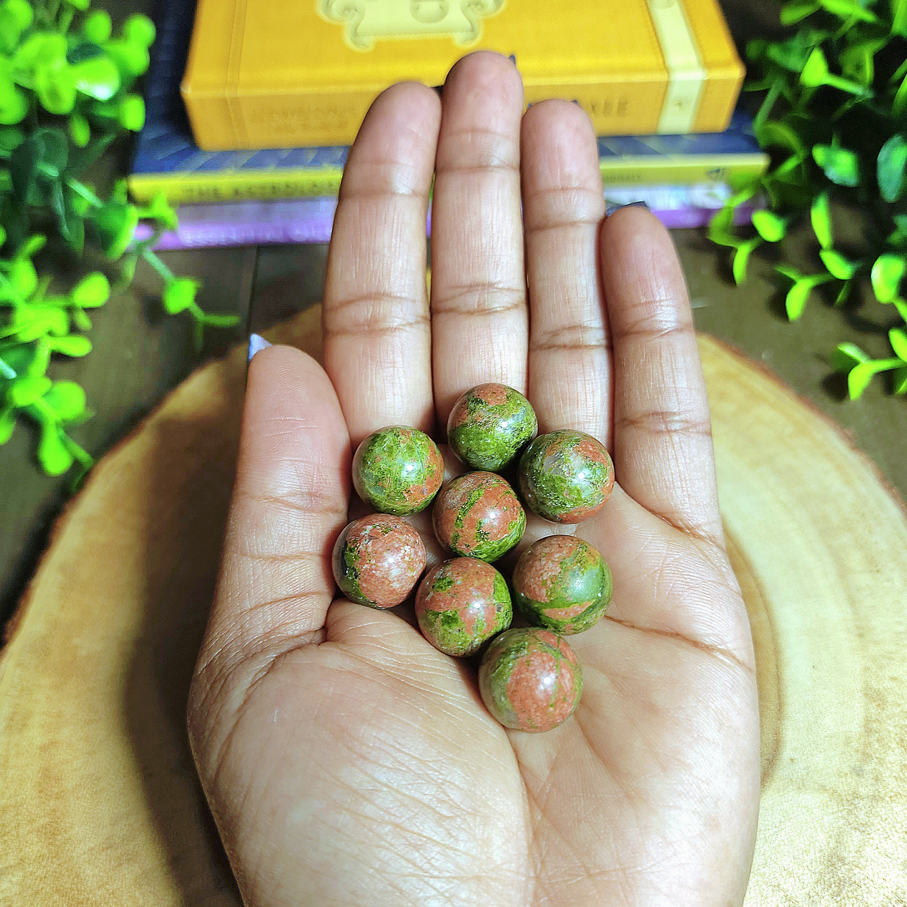 Assorted Mini Spheres