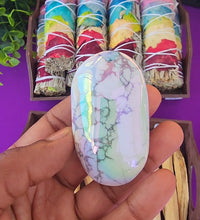 Aura Howlite Palmstones