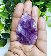 Chevron Amethyst Monstera Leaf