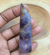 Beautiful Faceted Super 7 Wand