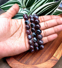 Arfvedsonite in Garnet Bracelet