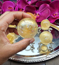 Optical Honey Calcite Spheres